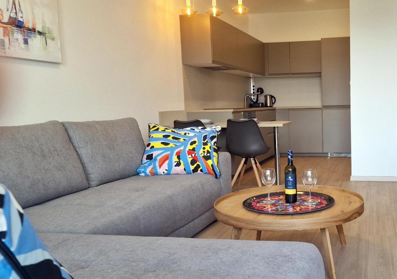 New Cozy 2 Room Pink Apartment Bratislava 059 Buitenkant foto
